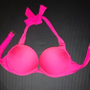 Bombshell bikini top 32B